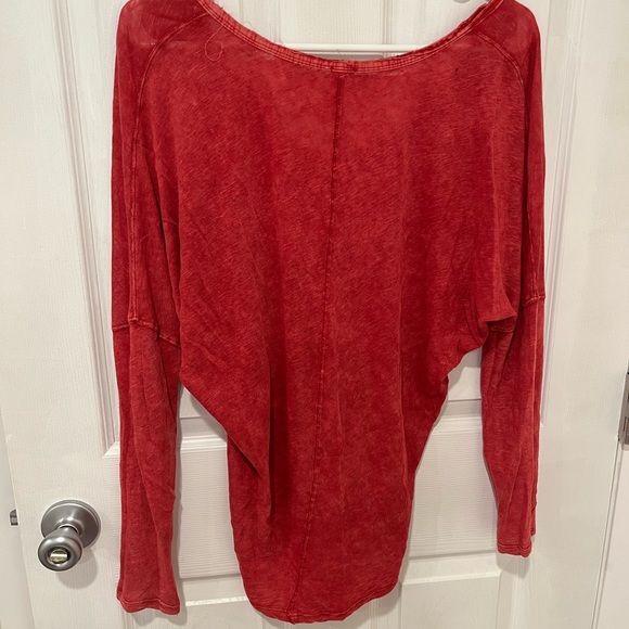 Free People Top✨ - Picture 3 of 9